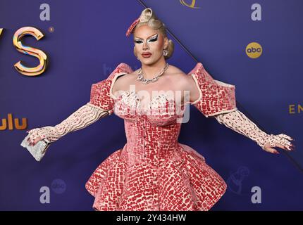 Los Angeles, États-Unis. 15 septembre 2024. Q arrive pour la 76e édition des Primetime Emmy Awards au Peacock Theater de Los Angeles le dimanche 15 septembre 2024. Photo de Chris Chew. Crédit : UPI/Alamy Live News Banque D'Images