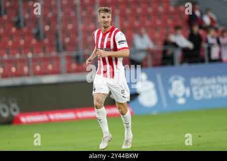 Cracovie, Pologne. 14 septembre 2024. Jakub Jugas de Cracovie Cracovie vu en action lors du match de football PKO BP Ekstraklasa 2024/2025 de la Ligue polonaise entre Cracovie Cracovie et Pogon Szczecin au stade de Cracovie. Score final ; Cracovia Cracovie 2:1 Pogon Szczecin. (Photo de Grzegorz Wajda/SOPA images/SIPA USA) crédit : SIPA USA/Alamy Live News Banque D'Images