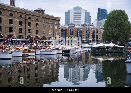 St Katherines Dock à Londres Banque D'Images