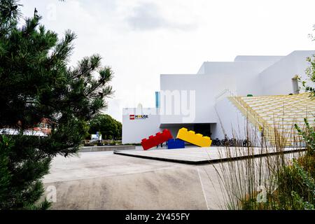 Billund, Danemark. 11 septembre 2024. Vue extérieure du bâtiment LEGO House à Billund, Danemark, le 11 septembre 2024. (Photo de Manuel Romano/NurPhoto) crédit : NurPhoto SRL/Alamy Live News Banque D'Images