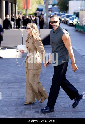 Kate Ferdinand et Rio Ferdinand assistent au salon Burberry sur la rive sud de Londres, pendant la Fashion week de Londres. Date de la photo : lundi 16 septembre 2024. Banque D'Images