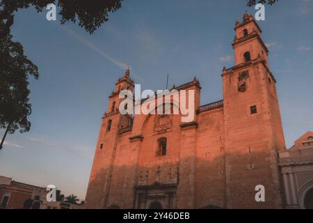 Ancienne façade de l'église de Merida, Mexique Banque D'Images