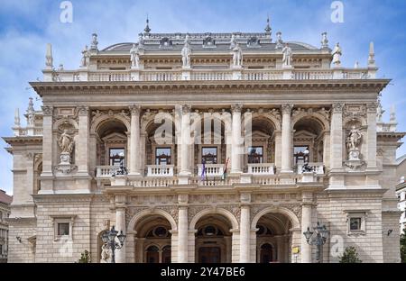 Opéra de Budapest avec décorations baroques Banque D'Images