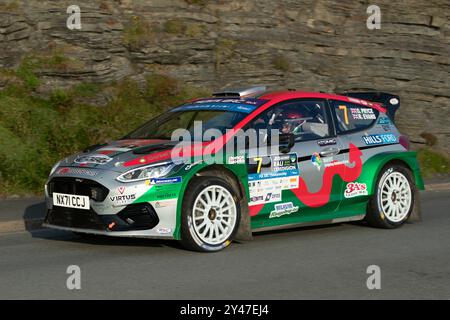 Ceredigion, pays de Galles août 30 pilote Osian Pryce GBR et co-pilote Rhodri Evans GBR dans leur Ford Fiesta Mk II - RC2 Rally 2 lors du Rali Ceredigion Banque D'Images