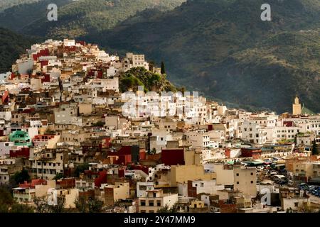 La ville sainte de Moulay Driss Zerhoun, Meknès. Maroc, Afrique du Nord Banque D'Images