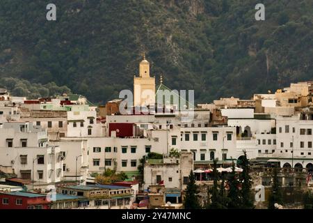 La ville sainte de Moulay Driss Zerhoun, Meknès. Maroc, Afrique du Nord Banque D'Images