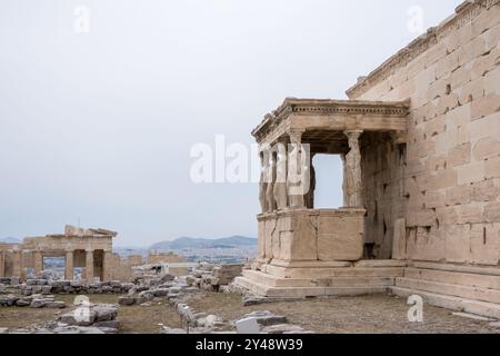 Détail de l'Erechthéion, ou Temple d'Athéna Polias, un ancien temple ionique grec sur le côté nord de l'Acropole à Athènes Banque D'Images