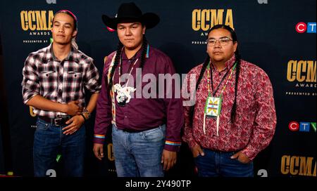 Edmonton, Canada. 14 septembre 2024. Artistes de la scène Pow Wow Times sur le tapis rouge avant les prix de la Canadian Country Music Association à Edmonton. Crédit : SOPA images Limited/Alamy Live News Banque D'Images