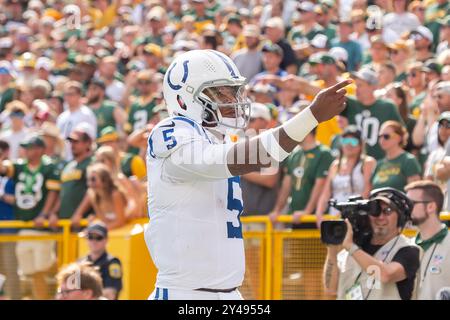 Green Bay, WI, États-Unis. 15 septembre 2024. Anthony Richardson (5), le quarterback des Colts d'Indianapolis, célèbre une première descente contre les Packers de Green Bay à Green Bay, WISCONSIN. Kirsten Schmitt/Cal Sport Media. Crédit : csm/Alamy Live News Banque D'Images