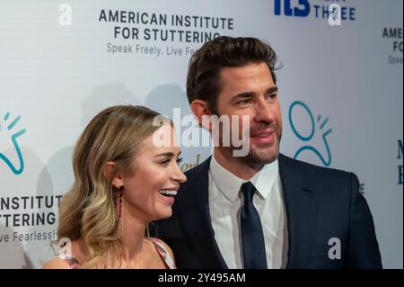 New York, États-Unis. 16 septembre 2024. NEW YORK, NEW YORK - 16 SEPTEMBRE : (de gauche à droite) Emily Blunt et John Krasinski assistent au 18e Gala annuel de l'American Institute for bégaiement organisé par Emily Blunt le 16 septembre 2024 à New York. Crédit : SOPA images Limited/Alamy Live News Banque D'Images