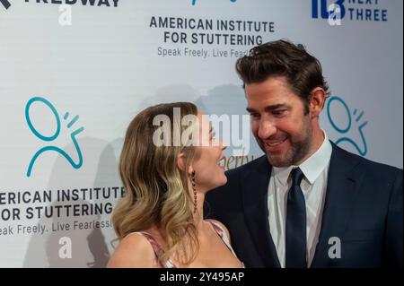 New York, États-Unis. 16 septembre 2024. NEW YORK, NEW YORK - 16 SEPTEMBRE : (de gauche à droite) Emily Blunt et John Krasinski assistent au 18e Gala annuel de l'American Institute for bégaiement organisé par Emily Blunt le 16 septembre 2024 à New York. Crédit : SOPA images Limited/Alamy Live News Banque D'Images