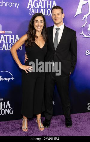 Los Angeles, États-Unis. 16 septembre 2024. Laura et Dani Monte assistent aux arrivées de « Agatha All Along » de Marvel Television sur Disney au théâtre El Capitan à Hollywood, CA, le 16 septembre 2024. (Photo de Corine Solberg/Sipa USA) crédit : Sipa USA/Alamy Live News Banque D'Images