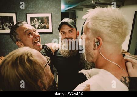 Copenhague, Danemark. 14 septembre 2024. Le groupe danois de heavy metal Mnemic donne un concert à Amager Bio lors du Copenhagen Metal Fest 2024 à Copenhague. Ici, les membres du groupe sont vus en coulisses avant le concert. Banque D'Images