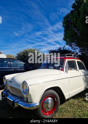 Vintage Simca P60, île de Ré, deux-Sèvres, France Banque D'Images