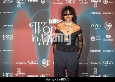 Présentation - Billboard Italia Women in Music 2024 - Photocall Kaze assiste à Billboard Women in Music pendant Billboard Italia Women in Music 2024 - Photocall, présentation à Milan, Italie, 16 septembre 2024 Milan Teatro Manzoni Italie Copyright : xGiuseppexSpinozzix/xLiveMediax LPM 1523876 Banque D'Images