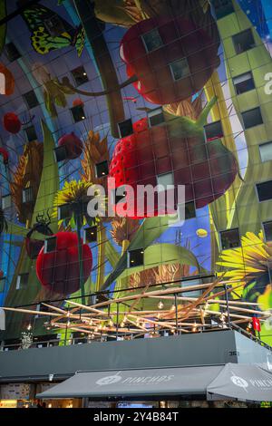 Le toit artistique du Markthal, Rotterdam, pays-Bas Banque D'Images