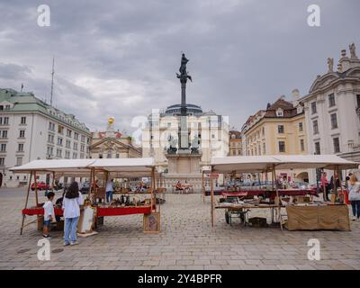 Vienne, Autriche - 21 juillet 2023. Place du marché dans le centre de Vienne en Autriche. Banque D'Images