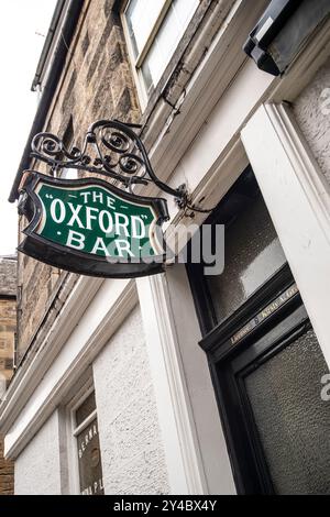 Panneau de pub à l'extérieur de l'Oxford Bar à Édimbourg, en Écosse, régulièrement présenté dans les romans Inspector Rebus de Sir Ian Rankin, et la série télévisée connexe Banque D'Images