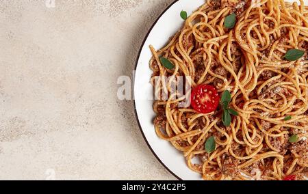 Spaghetti bolognaise, vue de dessus, gros plan, personne, fait maison Banque D'Images