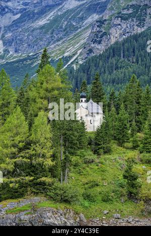 Chapelle du lac Maria am See, Obernberger See, lac de montagne, paysage des Alpes de Stubai, ambiance météo, Obernberg am Brenner, Tyrol, Autriche, Europe Banque D'Images