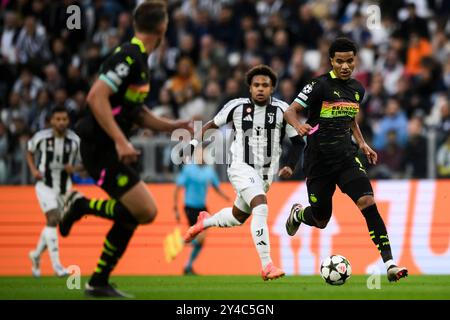 Turin, Italie. 17 septembre 2024. 7pv en action lors du match de football de l'UEFA Champions League entre la Juventus FC et le PSV Eindhoven. Crédit : Nicolò Campo/Alamy Live News Banque D'Images