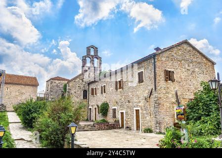 Ancienne église dans la vieille ville de Budva, Monténégro, Europe Banque D'Images