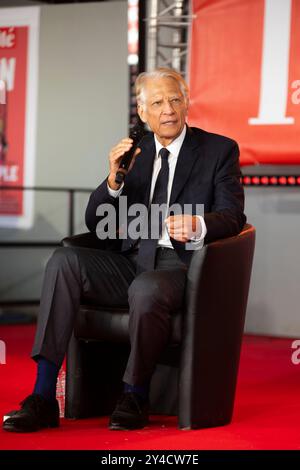 Nicolas Cleuet/le Pictorium - discours de Dominique de Villepin à la Fête de l'humanité 2024 - 15/09/2024 - France/Ile-de-France (région)/Bretigny-sur-orge ; Paris - discours de Dominique de Villepin à la Fête de l'humanité 2024 crédit : LE PICTORIUM/Alamy Live News Banque D'Images