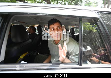 New Delhi, Inde. 17 septembre 2024. NEW DELHI, INDE - 17 SEPTEMBRE : le ministre de Delhi, Saurabh Bharadwaj, arrive à la réunion législative du Parti AAP pour décider du nom de New cm pour Delhi à la résidence d'Arvind kejriwal le 17 septembre 2024 à New Delhi, en Inde. Le patron du parti AAM Aadmi, Arvind Kejriwal, a quitté son poste de ministre en chef de Delhi en faveur de son collègue Atishi mardi soir, clôturant ainsi les quatre jours qui ont suivi sa libération sous caution dans l'affaire relative à la politique des alcools. (Photo de Sanchit Khanna/Hindustan Times/Sipa USA) crédit : Sipa USA/Alamy Live News Banque D'Images