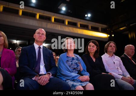 Brighton, Royaume-Uni. 17 septembre 2024. Emily Gasson, épouse du leader libéral démocrate Ed Davey député repéré à la conférence. Les libéraux-démocrates, le troisième plus grand parti du Royaume-Uni, se réunissent à Brighton pour leur conférence d'automne. Crédit : SOPA images Limited/Alamy Live News Banque D'Images