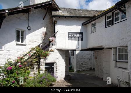 Le village pittoresque de Hawkshead, maison d'enfance Wordsworths, Westmorland & Furness, Lake District, Cumbria, Angleterre Banque D'Images