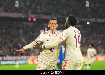 Allianz Areana, Munich, Allemagne. 17 septembre 2024. Jamal Musiala du Bayern Munich célèbre lors d'un match de la Ligue des Champions Round 1, Bayern Munich contre GNK Dinamo, à Allianz Areana, Munich, Allemagne. Ulrik Pedersen/CSM/Alamy Live News Banque D'Images