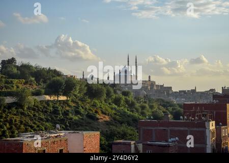 paysage du parc al azhar et des vieux bâtiments de la ville au caire egypte Banque D'Images