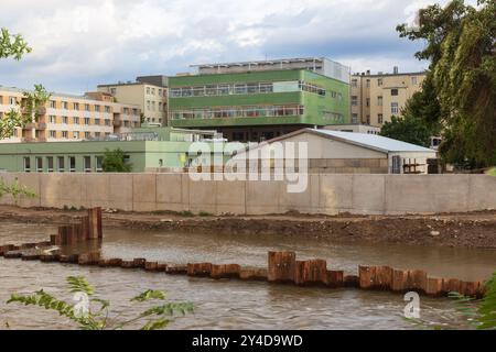 Bâtiment hospitalier où les patients ont été évacués lors d'une inondation après la tempête Boris, Brno, septembre 15,2024 Banque D'Images