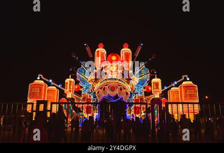 Pékin, Chine. 17 septembre 2024. La plus grande foire aux lanternes de l'histoire de Pékin est exposée par Zigong Lanterns, un patrimoine culturel immatériel national, à Pékin, en Chine, le 16 septembre 2024. (Photo de Costfoto/NurPhoto) crédit : NurPhoto SRL/Alamy Live News Banque D'Images