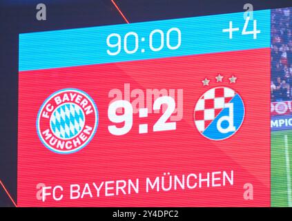 Munich, Allemagne. 17 septembre 2024. Tableau d'écran avec le résultat final dans le match de la ligue de groupe FC BAYERN MUENCHEN - DINAMO ZAGREB 9-2 de football UEFA Champions League dans la saison 2024/2025 à Munich, Sep 17, 2024, FCB, 1. Spieltag, Muenchen photographe : ddp images/STAR-images crédit : ddp Media GmbH/Alamy Live News Banque D'Images