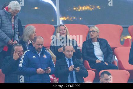 Munich, Allemagne. 17 septembre 2024. Heidi Beckenbauer (R) dans le match de la ligue de groupes FC BAYERN MUENCHEN - DINAMO ZAGREB 9-2 de football UEFA Champions League dans la saison 2024/2025 à Munich, Sep 17, 2024, FCB, 1. Spieltag, Muenchen photographe : ddp images/STAR-images crédit : ddp Media GmbH/Alamy Live News Banque D'Images