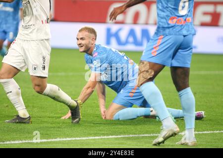 Saint-Pétersbourg, Russie. 17 septembre 2024. Luciano Gondou (32) de Zenit vu en action lors du match de football de la Coupe Fonbet de Russie entre Zenit Saint-Pétersbourg et Rubin Kazan à Gazprom Arena. Score final ; Zenit 2:0 Rubin Kazan. (Photo de Maksim Konstantinov/SOPA images/SIPA USA) crédit : SIPA USA/Alamy Live News Banque D'Images