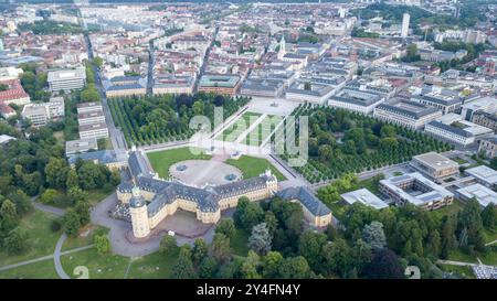Vue aérienne du palais de Karlsruhe en Allemagne Banque D'Images