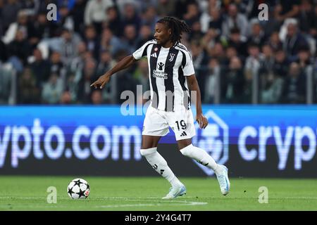 Turin, Italie. 17 septembre 2024. Khephren Thuram de la Juventus FC en action lors du match de football de l'UEFA Champions League entre la Juventus FC et le PSV Eindhoven au stade Allianz le 17 septembre 2024 à Turin, Italie crédit : Marco Canoniero/Alamy Live News Banque D'Images