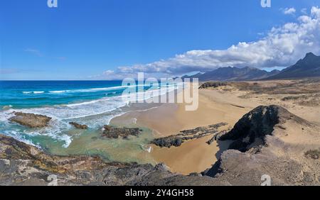 Playa de Cofete plage à Fuerteventura - vue depuis le massif rocheux de Punta Playa Banque D'Images
