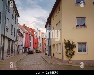 Erfurt, Allemagne - 21 mai 2023 : la vie urbaine dans la vieille ville, patrimoine historique. Banque D'Images