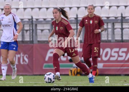 Roma, Italie. 18 septembre 2024. Giulia Dragoni de L'AS Roma lors de l'UEFA Women's Champions League 2024/2025 Round 2 entre L'AS Roma vs Servette au stade Tre Fontane de Rome le 18 septembre 2024. Sport - Football. (Photo de Fabrizio Corradetti/LaPresse) crédit : LaPresse/Alamy Live News Banque D'Images