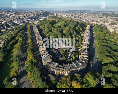 Vue aérienne de Carlton, Regent et Royal Terrace situé sur le côté est de Calton Hill, partie de la New Town d'Édimbourg site du patrimoine mondial de l'UNESCO. Banque D'Images