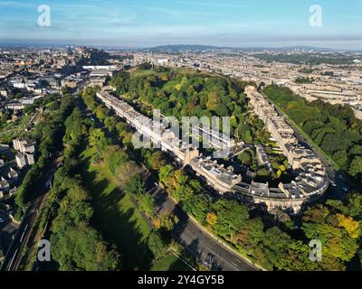 Vue aérienne de Carlton, Regent et Royal Terrace situé sur le côté est de Calton Hill, partie de la New Town d'Édimbourg site du patrimoine mondial de l'UNESCO. Banque D'Images