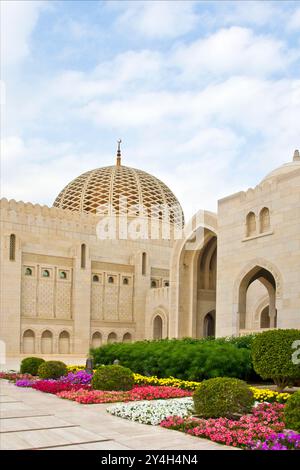 Mosquée Qaboos Bin Said, Muscat, Sultanat d'Oman Banque D'Images