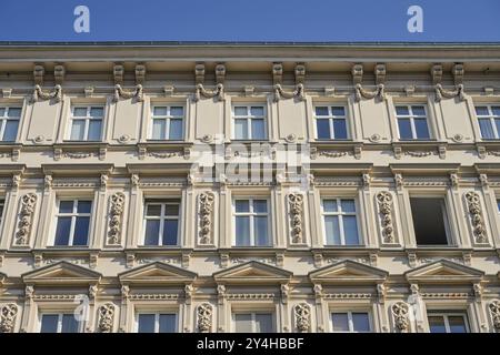 Bâtiments anciens, Arndtstrasse, Chamissoplatz, Kreuzberg, Berlin, Allemagne, Europe Banque D'Images