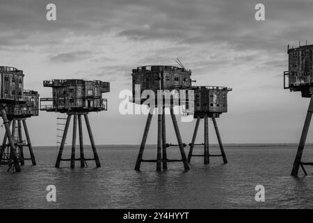 Forts de Maunsell de Sands rouges de la seconde Guerre mondiale dans l'estuaire de la Tamise Banque D'Images