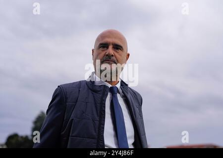 Biella, Italie. 18 septembre 2024. L'entraîneur-chef féminin de la Juventus, Massimiliano Canzi, lors du match de football de la Ligue des Champions féminine de l'UEFA opposant la Juventus féminine au Paris Saint Germain Football Club au Stadium Comunale Vittorio Pozzo la Marmora à Alessandria, dans le nord-ouest de l'Italie - 1/8 - 18 septembre 2024. Sport - Football. (Photo de Fabio Ferrari/LaPresse) crédit : LaPresse/Alamy Live News Banque D'Images