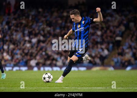 Piotr Zielinski #7 de l'Inter Milan lors du match par étapes de l'UEFA Champions League League entre Manchester City et le Football Club Internazionale Milano au stade Etihad de Manchester le mercredi 18 septembre 2024. (Photo : Mike Morese | mi News) crédit : MI News & Sport /Alamy Live News Banque D'Images