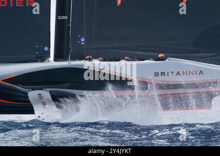 18 septembre 2024 ; Port de Barcelone, Catalogne, Espagne ; Coupe des Amériques 2024, Louis Vuitton Cup demi-finale Yacht Race ; Ineos Britannia Banque D'Images